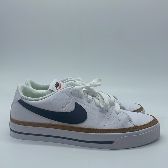 USED Women’s Nike Court Legacy Next Nature DH3161-100 White Sneakers No Box - Picture 2 of 10